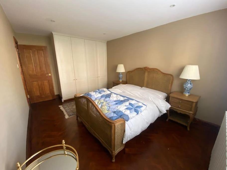 2 Double Bedroom Charming Chelsea Apartment London Exterior photo